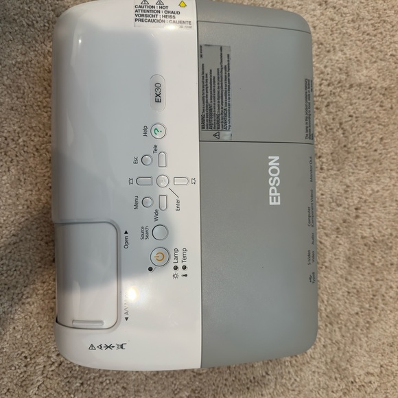 Epson Multimedia LCD Projector Model:H283A - Picture 1 of 4